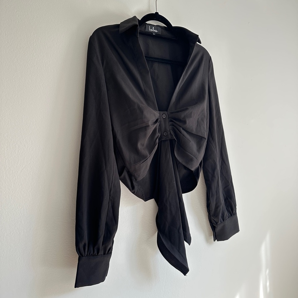 Lulus Black Tie-Front Collared Long Sleeve Blouse (M)